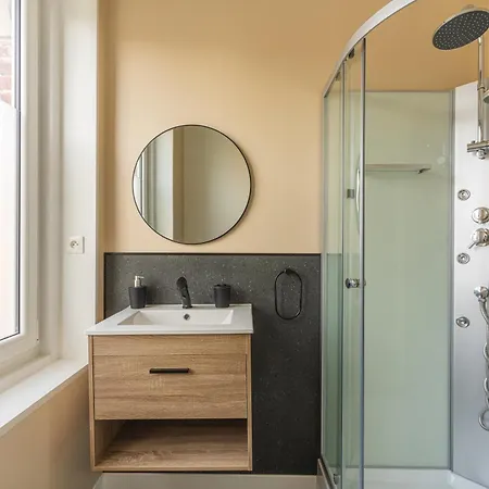 Le Luxueux - Netflix I Wifi I Centre - Design & Cosy * فالنسيان